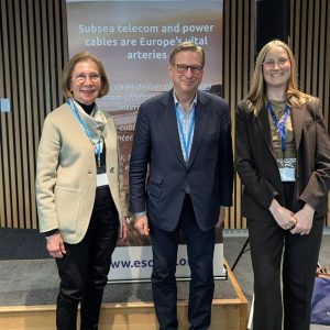 Jayne Stowell, Horst Brockmüller, Mathilde Ribes